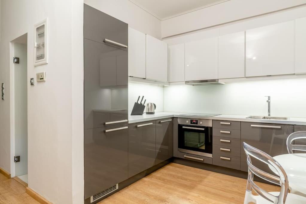 Elegant 2Bd Evelpidon Apartment Atenas Exterior foto